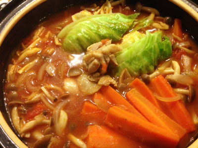 スパイシートマト鍋(Spicy tomato hotpot)